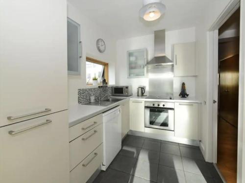 Bright 2BD Flat with Private Balcony - Dublin, Dublín (foto 5)