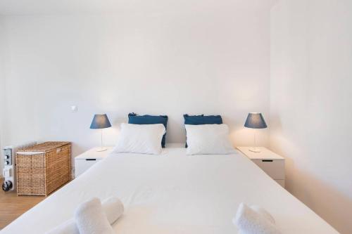 Comfortable Apartment in Campo Pequeno - image 2