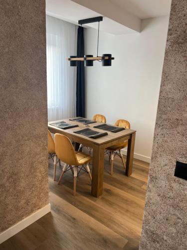 Froa Luxury Apartment in Дебар