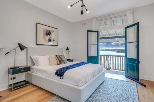 Harbour View Terrace House In The Heart Of The Rocks - image 5