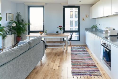 Beautiful 1 Bedroom with Balcony Near Mile End, Londýn (fotografie 8)