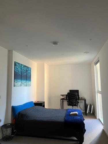 Modern 1 Bedroom Apartment with Balcony in Surrey Quays, Londýn (fotografie 6)