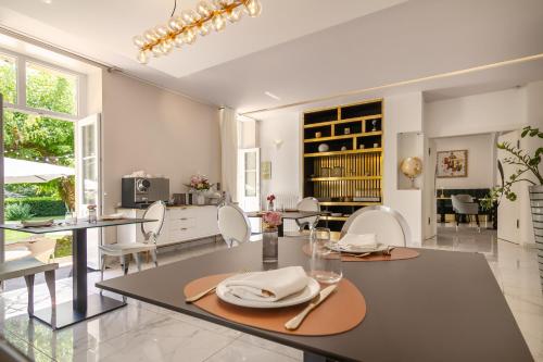 Chateau de Maraval - 식음료(F&B)