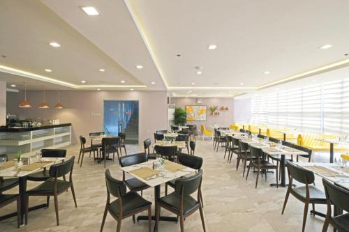 Amethyst Boutique Hotel Cebu powered by Cocotel near Fuente Osmena Circle