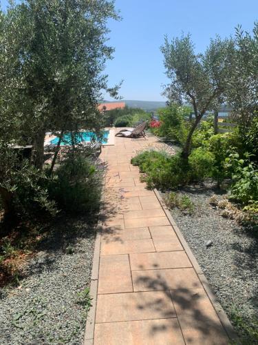 Lili Apartments, Sv Dunata 18 3