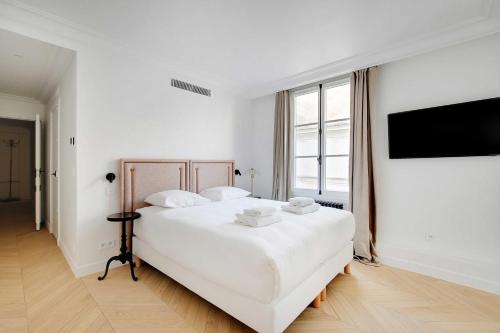 Luxury apartment - 3BR-6P - Faubourg Saint-Honoré, Paris (photo 4)