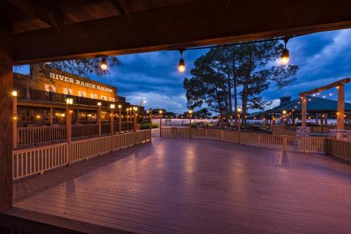 Westgate River Ranch Resort - 레스토랑