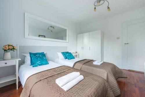 UNITApartament Short Rent Apartment in Warsaw by Metro Station Rondo ONZ Apart with 3bedrooms 22, Varšava