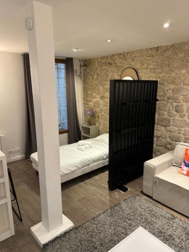 Temple Apartments Paris - image 11