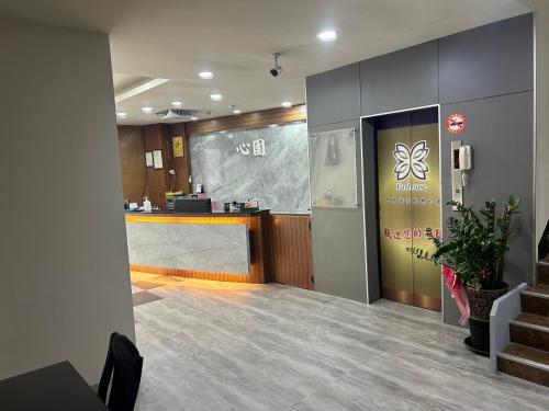 Xin Yuan Hotel near Xinyue Beach