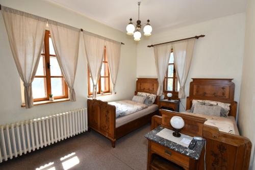 Triple Room with Private Bathroom
