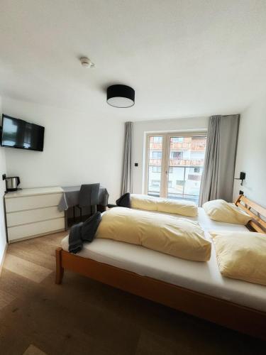 SKILL Mountain Lodge - Ski und Bike Hostel im Sommer mit JOKER CARD 3