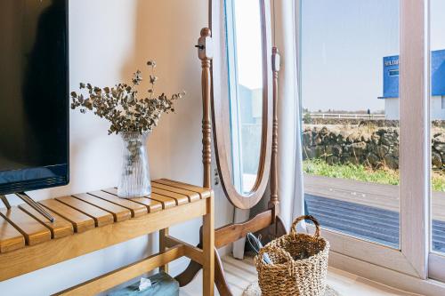Like Jeju Room Type - Double Room with Park View Like Jeju Room Type - Double Room with Park View