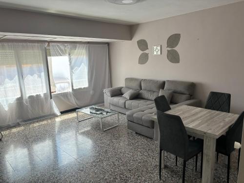 Carlota y Vaquero House 2