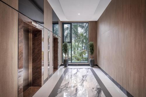 ริว่า โฮเทล เอสเอชวี (RIVA Hotel SHV) in สีหนุวิลล์