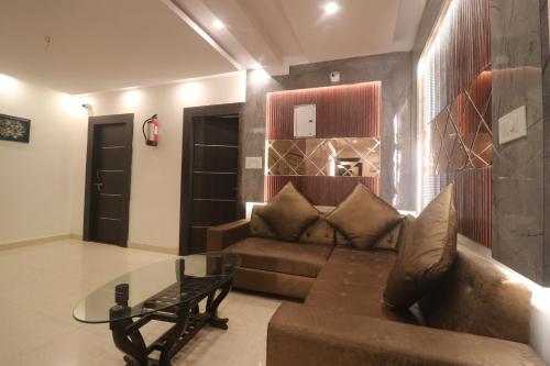 Lobby, Aamod Feather Touch in Nainital