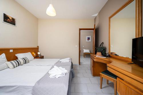Manias Apartments - image 5