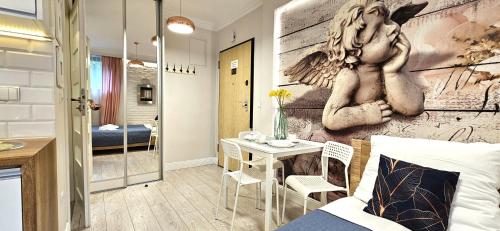 Semi-Basement Apartment image 4