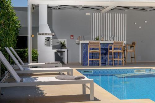 Dareia Suites – Tsilivi, SC