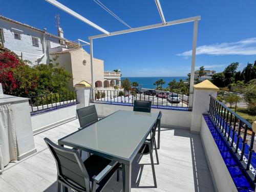 Superior One-Bedroom Apartment with Balcony
