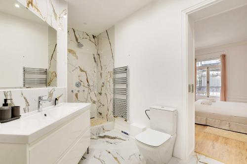 Chic flat with garden terrace -4BR/12P - Trocadéro - image 9