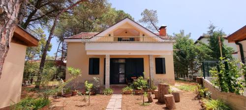 Bezhani Villa - Koxhas