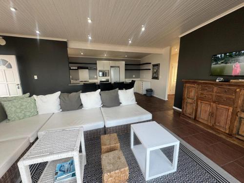 Family Suite with Balcony image 4