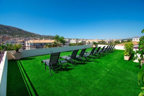 Apartamentos Albir Confort - Avenida - image 4
