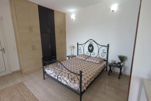 Villa Luna Apartment in Avlakia