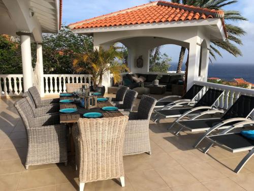 Villa Sunshine in Willibrordus