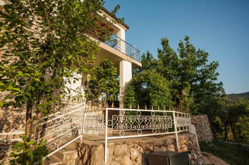 A szálláshely kívülről, ELYSIUM Villa Slivno in Slivno