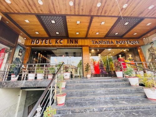 Zunanjost, Hotel KC Inn in Hathi Bhata