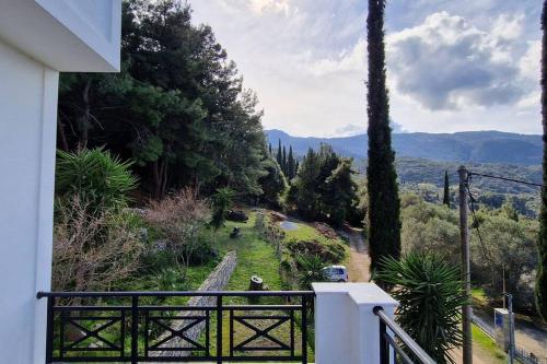 Villa Luna Home in Avlakia