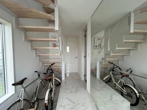 站前2分 白色浪漫小屋 精致独栋 最多可住4人 免费自行车 有停车位, Fudžisawa (fotografie 8)