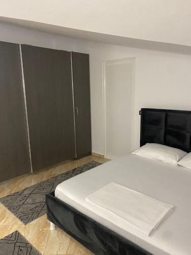 Apartment with View and Balcony image 10