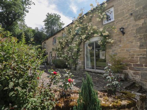 ทัศนียภาพภายนอกโรงแรม, Dale View Cottage in เอลตัน