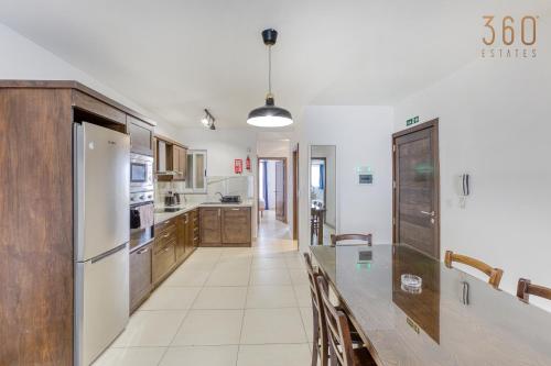 Charming & Central 3BR Apt with Private Terrace by 360 Estates