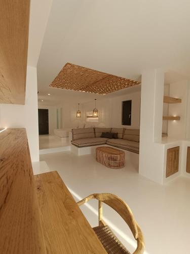 Yialos Ios Hotel - image 11