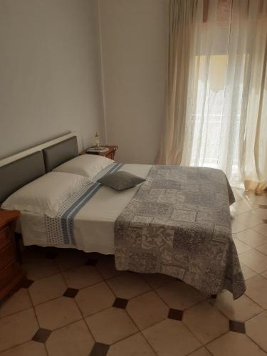 Casa dello Scoglio nel mare 2