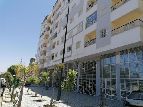 Perla appartment centre in Ville Nouvelle