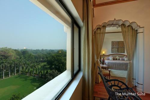 โรงแรม คลาร์กส ซิราส อัครา (Hotel Clarks Shiraz Agra) in อัครา