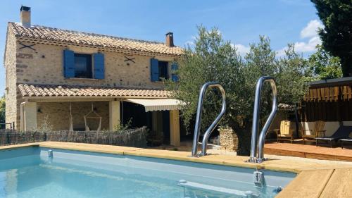 Mazet des Balestiés cœur Luberon 120 m2 6 pers avec piscine gîte à louer Gargas
