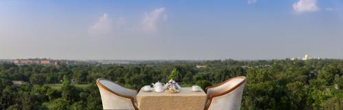 Clarks Shiraz, Agra in Agra