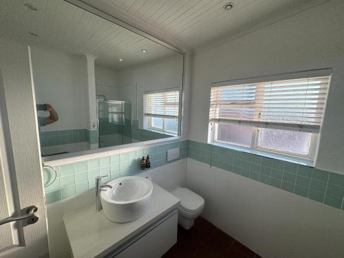 Family Suite with Balcony image 9