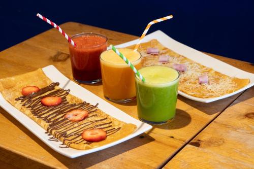 Food and beverages, Safestay Barcelona Sea Hostel in Barceloneta