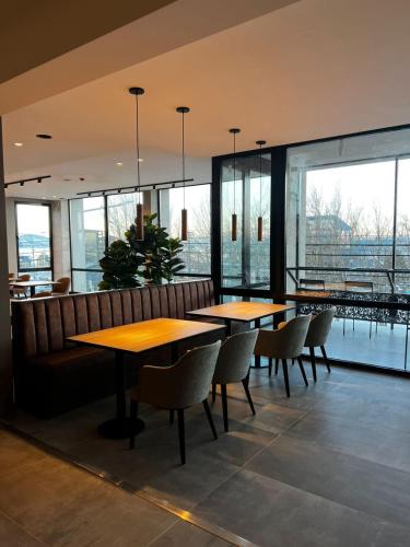 Bar/lounge, Hotel Canal Beagle in Ushuaia