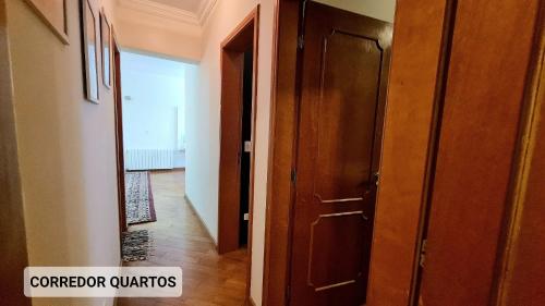 Apartamento com 3 quartos no Capivari