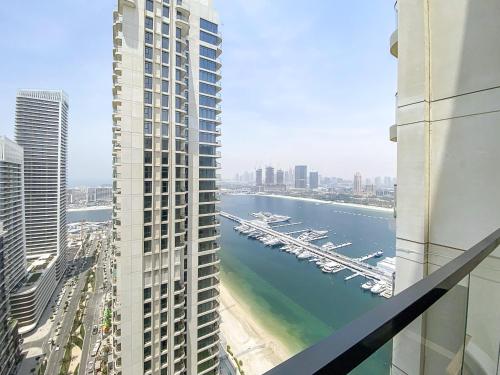 Silkhaus Sea View Stunning 1BDR with Private Beach, Dubái (foto 2)