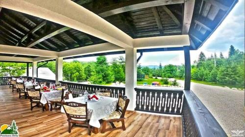 Pensiunea Delia in 瓦特拉摩奧杜維泰