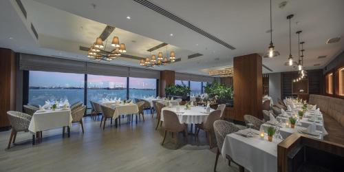 Holiday Inn Istanbul - Tuzla Bay by IHG, Стамбул (фото 4)